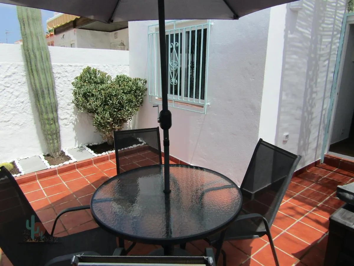 El Saguaro Villa Arona  0*, Arona (Tenerife) Spain